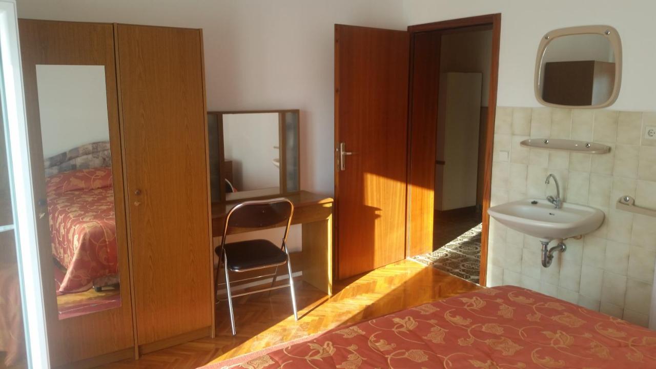 Beach Apartments Privlaka  Esterno foto