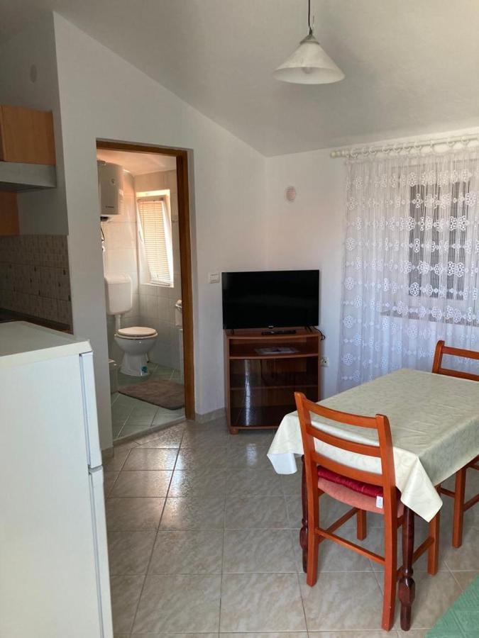 Beach Apartments Privlaka  Esterno foto
